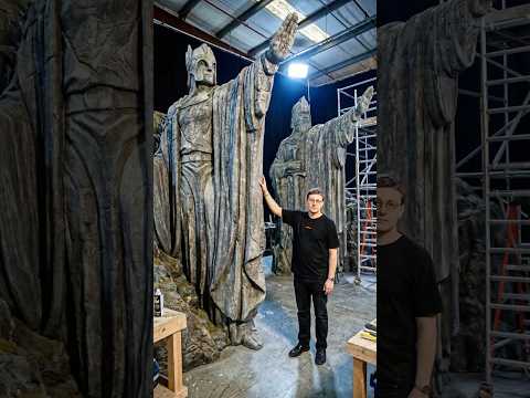 The INSANE scale and detail of the Argonath Miniature in LOTR