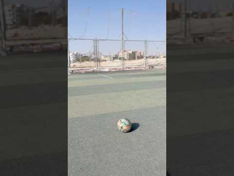 الكوره السحريه😂