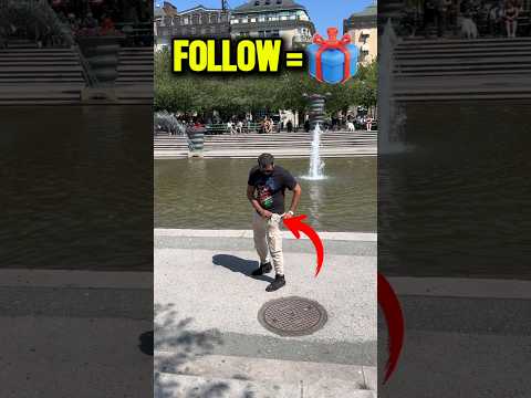 She Knows Me And Win Gift #trending #bekind #charity #shorts #ytshorts