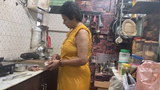 Rannya ghore kichu kaj