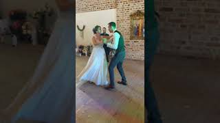 Now that's a wedding dance.