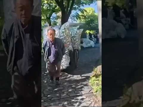 浅草ホームレス佐久間さん|日本一稼ぐと言われたアルミ缶集め生活のリアルに1日密着取材