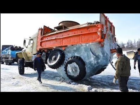 Camiones Enfrentandose al Desierto polar en Peligrosas Carreteras congeladas