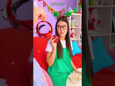 🎄 هل يجب عليك حزم هذه الزينة؟ #shorts #kids