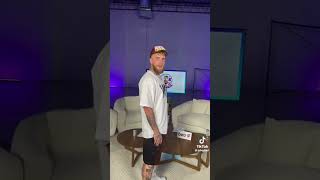 Jake and Jutta KISSING!