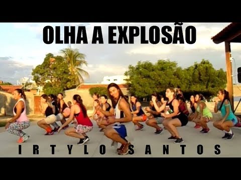 ZUMBA - OLHA A EXPLOSÃO | Mc Kevinho e Wesley Safadão | Professor Irtylo Santos