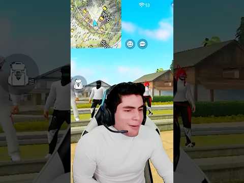 ¿Qué opinan del último outfit?🤣
