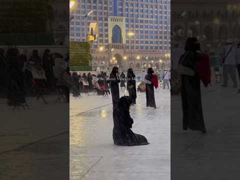 Allah humma sallay Alla🕋😭🙏🏻#makkah #islamic #shorts #youtubeshorts #india #pakistan #rain