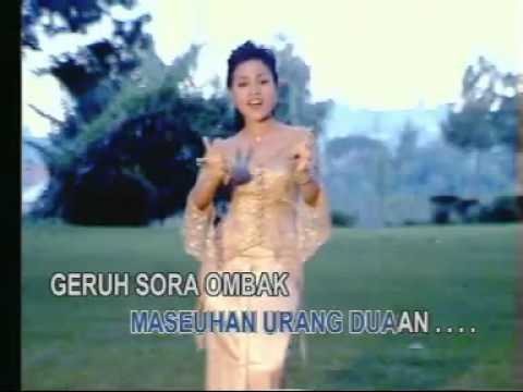 Rita Tila - Palabuhan Ratu (Audio Video Bening Pisan) - YouTube.flv