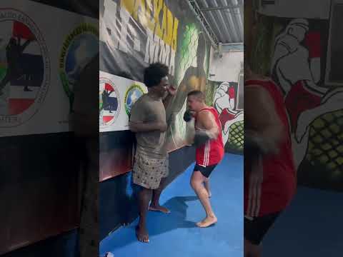 OLHA OQIE ACONTECE COM ATLETA QUE VAI TREINAR DE RESSACA.