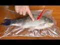 Scratching fish scales only requires one plastic bag