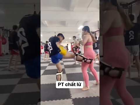 Có PT nữ chất lượng thế này, ae có đi tập không?  #mma #ufc #boxing #wrestling #kickboxing #muaythai
