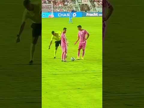 Leo Messi and Luis Suarez doing their tricks. #futbol #soccer #messi #leomessi #suarez #intermiami