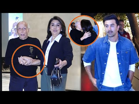 Ranbir Kapoor Mom Neetu Kapoor Adorable Moment With Mahesh Bhatt at Black Warrant Screening