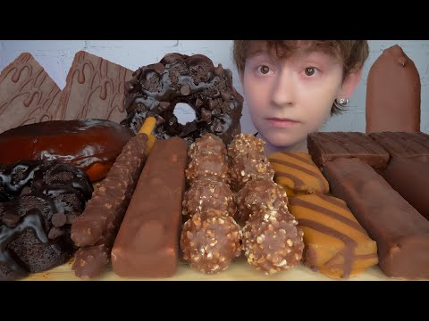 ASMR CHOCOLATE DESSERTS MUKBANG *SNICKERS MAGNUM ICE CREAM, CHOCOLATE CAKE, DONUT, FERRERO ROCHER 먹방