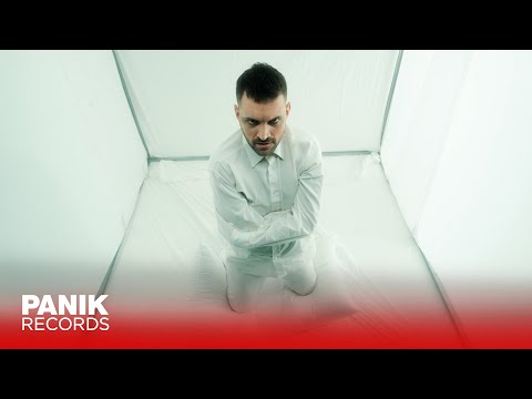 Νικόλας Ραπτάκης - Τρελός - Official Music Video