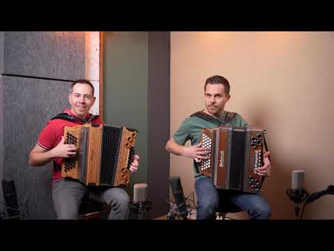Thomas & Richi spielen die Tiroler Buam Polka im Harmonika Duo
