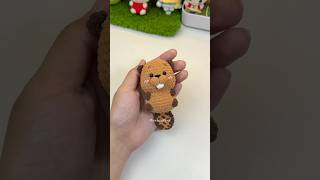 Crochet beaver 🦫. pattern by @wendylidesign on IG #crochet #amigurumi