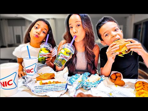 TRYING SONIC'S NEW WITCHES BREW SLUSH FLOAT FOR HALLOWEEN + FAMILY MUKBANG! | The Extra Family