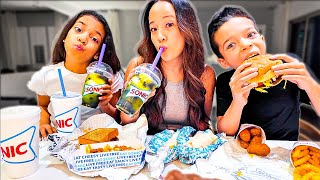 TRYING SONIC'S NEW WITCHES BREW SLUSH FLOAT FOR HALLOWEEN + FAMILY MUKBANG! | The Extra Family