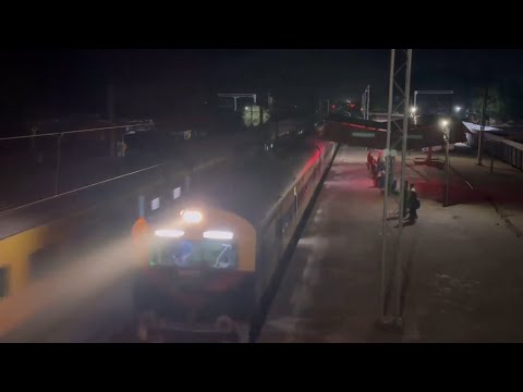 अंधेरी रात में झींगुर 🦗 चिल्ला रहे थे तभी आयी राजधानी एक्सप्रेस || parallel OT at grand chord ECR