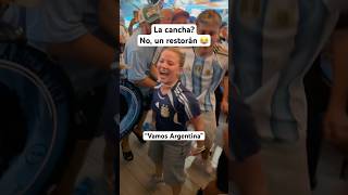 No es la cancha, es un restaurante 😂 ARGENTINA