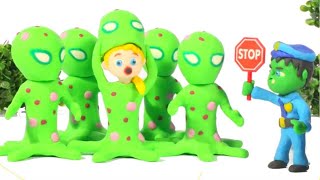 The Police Stops The Martians - Stop Motion Cartoons
