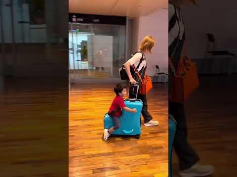 12歳まで乗れるスーツケース #子連れ旅行 #子供のいる暮らし