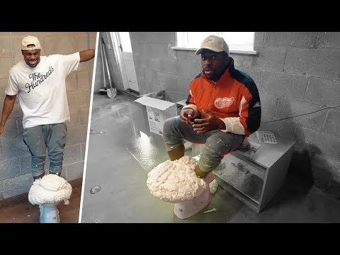 Here’s what happens if you bury your feet in EXPANDING FOAM (in a toilet)