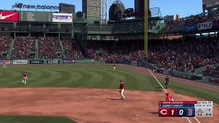 MLB.