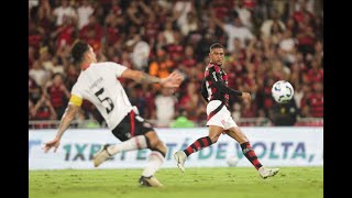 Palmeiras fez 3 no Sport? Flamengo, líder, meteu 8 (oito!) no Vitória em noite de Samuel Lino. LIVE!