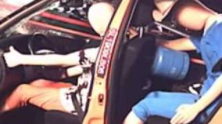 Crashtest auf dem Weg zur Grillparty