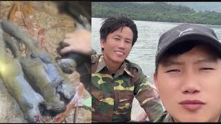 mang vang nuj  xeem peb mus tua nas pem roob