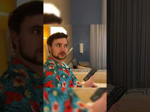 Alman im Urlaub | Phil Laude #Shorts