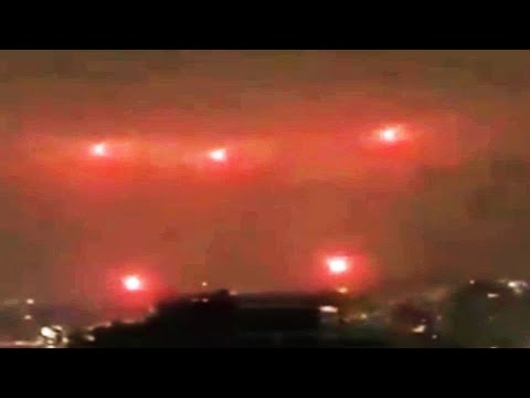 Five red giant UFOs descend from the sky :  ufo sightings worldwide