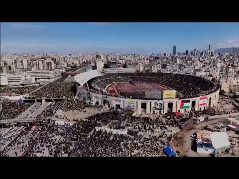 Libano, in migliaia a Beirut per i funerali di Nasrallah: il video dal drone