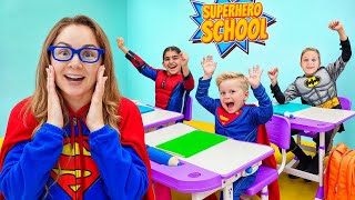 Sekolah Superhero: Misi Pertama Anak-Anak - Kompilasi Video!