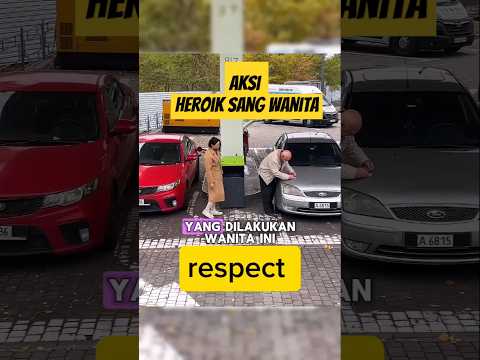 "Aksi wanita Membantu Bapak Tua"#shorts
