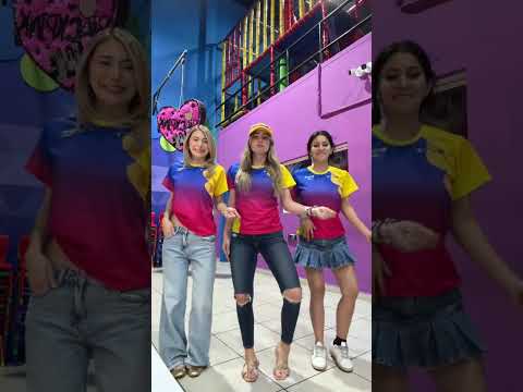 En @panfletitosfiesta #hermanas #socias #panfletitos