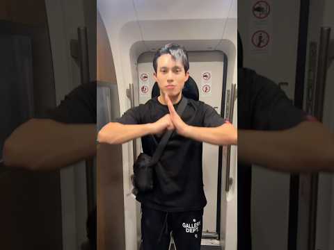 Hit this Dance on a Train in China🇨🇳- #stanleyymeng #chinese #nihaofineshyt