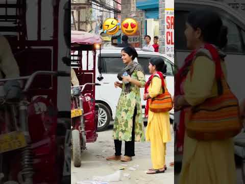 Smile to dekho …#reaction #shorts #viral #public
