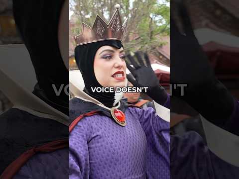 The Evil Queen ROASTS Snow White's VOICE #disneyland #snowwhite #evilqueen