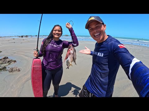 PESCAMOS NO MAR AGITADO E PREPARAMOS NA PRAIA ( CATCH AND COOK )