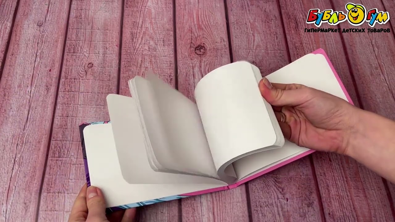 Скетчбук Аниме Девочка с котиком - видео