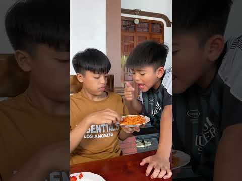 Sao lại có hai thằng em ta | Xoong nồi TV
