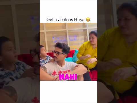 GOLA APNI DADI KO HATAKAR APNE PAPA KO GALE LAGAYA 🤣🤣#bhartisingh #shorts