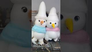 A kilo of white sugar was used in the artistic production of cotton candy.