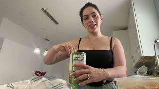 Hariel Ferrari | MAKING BREADED CHICKEN 🍗 