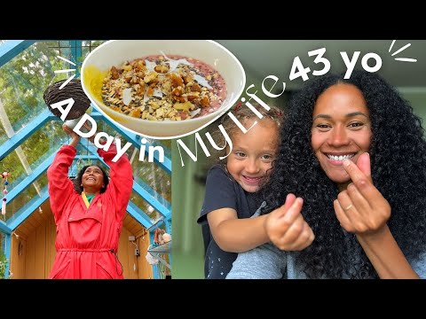 A Day in the Life of a 43 yo Wife & Mom | How I Still Have Energy to Keep UP