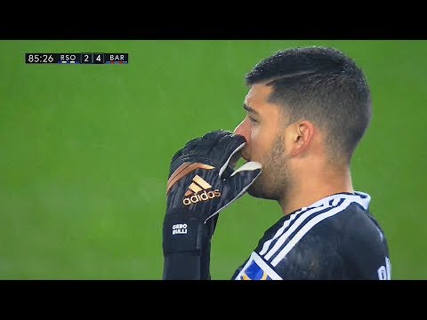 Goalkeepers Still Searching for Ball ● Shocked by Lionel Messi ||HD||